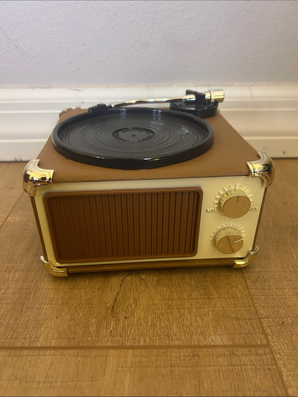Bath and Body Works Record Player Candle Holder